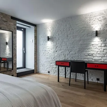 3 Storey With A Character And A Terrace Apartment *
