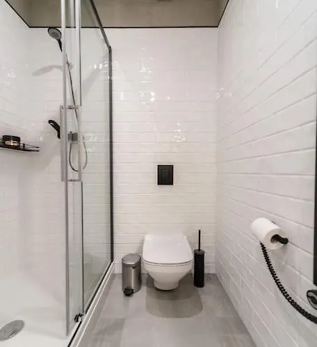 3 Storey With A Character And A Terrace 아파트 *