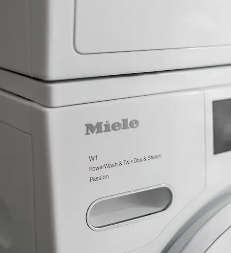 아파트 3 Storey With A Character And A Terrace *